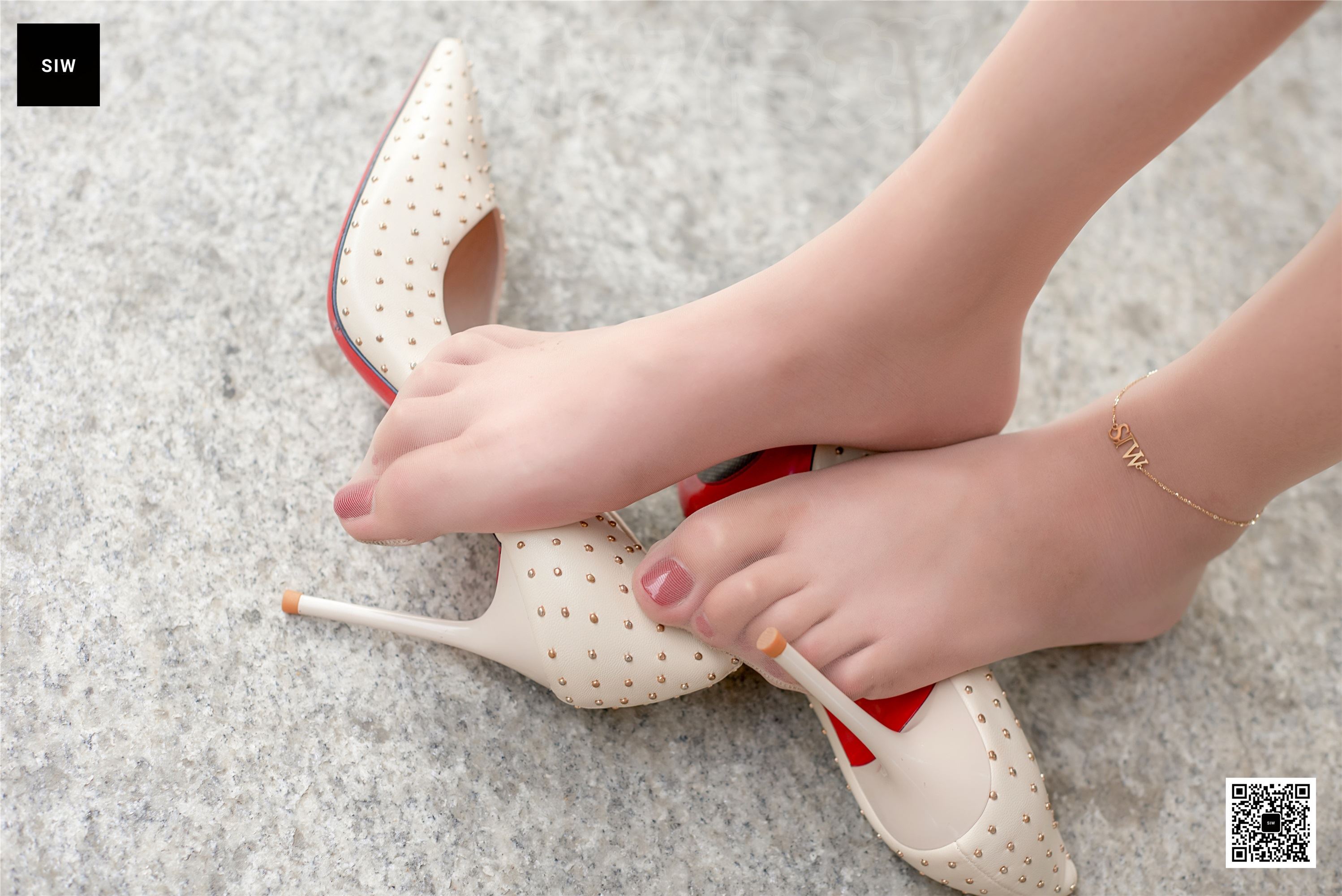 SIW斯文传媒 VOL.014 月台少女-丽莉